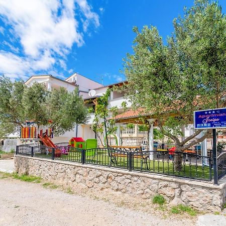 Bed and Breakfast Haus Josipa à Maslenica Extérieur photo