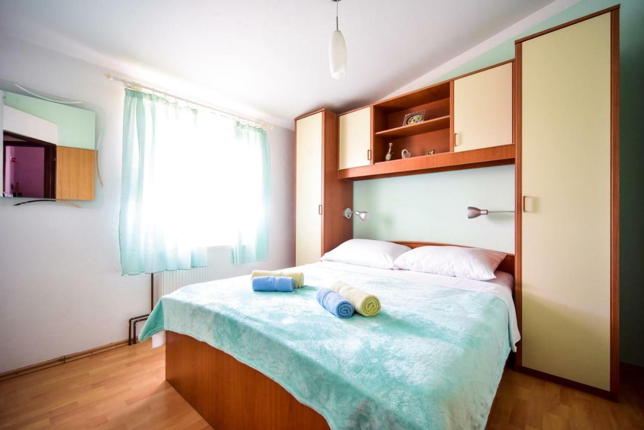 Bed and Breakfast Haus Josipa à Maslenica Extérieur photo